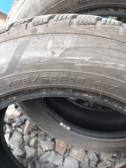 Prodám použité zimní pneumatiky 2ks. Goodyear Ultragrip - 4