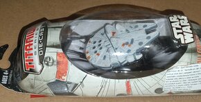 Star Wars Titanium Series (2008) Millennium Falcon (HASBRO) - 4
