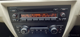 BMW e92 - Náhradní díly z rozebíraného vozu - 4