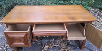 Celomasivní psací stůl - 4