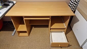Pracovní stůl - 4