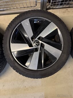 zánovní originální disky Volkswagen včetně zimních pneumatik - 4