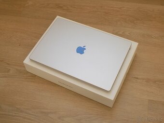 APPLE MacBook Pro 16" (2021) / M1 Pro / 16GB RAM / 512GB / - 4