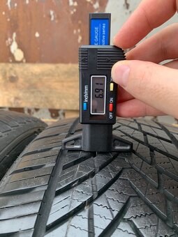 2ks 225/60/17 Tracmax/2021/103V/celoročně 6.9m - 4