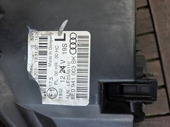 Audi a4 b7 přední světla H7 - 4