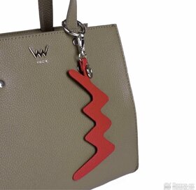 Nová vyztužená kabelka s ozdobným logem (VUCH) - 4