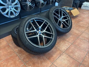 275/40 r20 BMW - 4