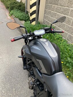 Yamaha MT 07 - 4