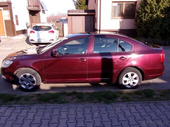 Škoda Octavia 1,6TDi 77kW,koupeno v čr 5.2012 krátká - 4