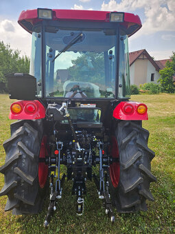 Malotraktor TYM T555 s klimatizovanou kabinou - 4