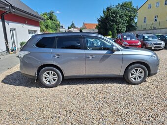 Mitsubishi Outlander 2.2 Di-d 110KW 4x4, Tažné, S.Kniha, ČR - 4