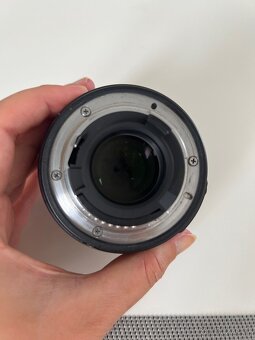 Nikon AF-S DX NIKKOR 35mm f/1.8G - 4