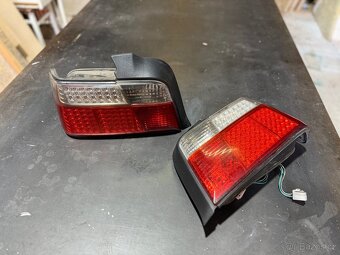 BMW e36 sedan zadní LED světla - 4