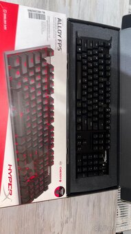 Herní klávesnice Hyperx alloy fps - 4