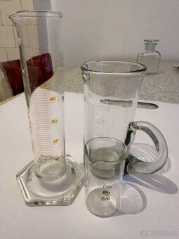 Laboratorní potřeby - 4