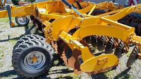 Prodáme diskový podmítač AGRISEM Disc-O-Mulch R 6m - 4