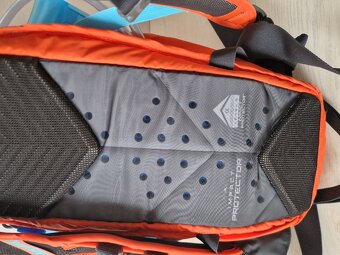 Camelback Toro 8 cyklo batoh s páteřákem - 4