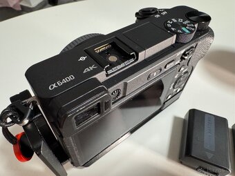 Sony a6400, sigma 16mm 30mm 56mm - 4