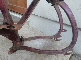 Predám rám s vidlicami na Jawa 555 pionier - 4