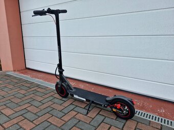 Elektrická koloběžka Eljet Falcon MAX 400W - 4