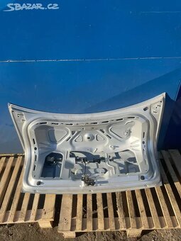 Víko kufru škoda superb 1 - 4