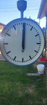 Dvoustranné hodiny Pragotron velké - 4