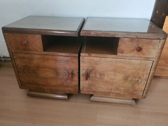 Šatní skříň+noční stolky - 4