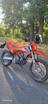 KTM 690 ENDURO R - 4