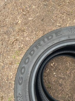 Letní pneu 215/55r16 - 4