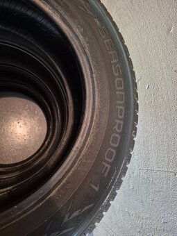 215/65 R17 103 V XL Celoroční Nokian Seasonproof 1 DOT24 - 4