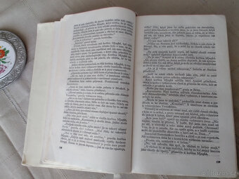Anna Kareninová 1., 2. a 3.díl - historický román - 4