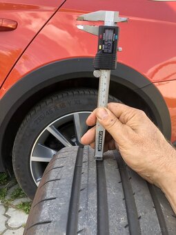 225/45 R 18 95Y - 4