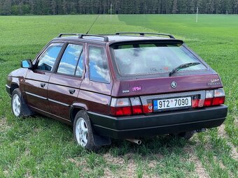 Škoda Favorit Forman Solitaire - 4