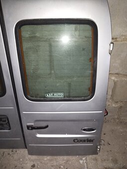 Ford courier - 4