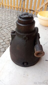 Krásný originální zvedák Škoda 706 R,RO,RT - 4