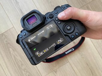 Canon EOS R6, objektiv Canon RF 85 mm a Canon RF 35 mm f/1,4 - 4