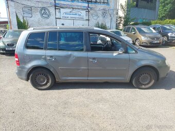 VW Touran 2.0tdi   103kw - 4