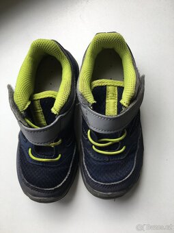 Turistické / sportovní boty tenisky 26 Quechua - 4