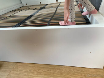 postel IKEA Malmo 160x200 + rošt + matrace - 4