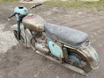 JAWA 250/353 - 4