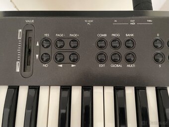 Korg X5D - 4