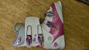 Prodám kompletní sadu lyže, boty, hůlky - 4