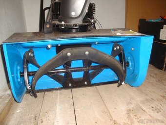 benzínová sněhová fréza nová - gumový šnek - 4