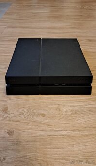 Playstation 4 1TB + 9 her - 4