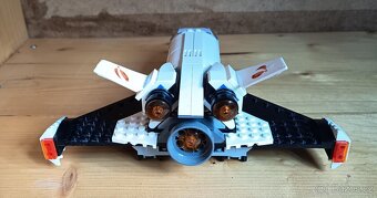 Lego raketa zkoumající Mars - 4