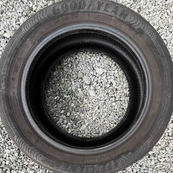 205/55 R17 95V letní pneu GoodYear Eff. Grip Perf. (0819) - 4