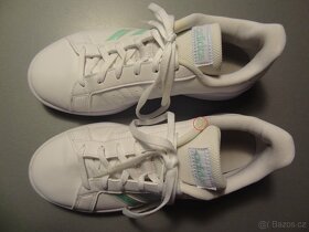 Bílé tenisky Adidas s mintovými prvky vel. UK 4 / 36 - 4