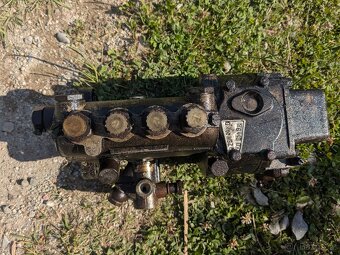 Čerpadlo vstřikovací Zetor 2444 - 4