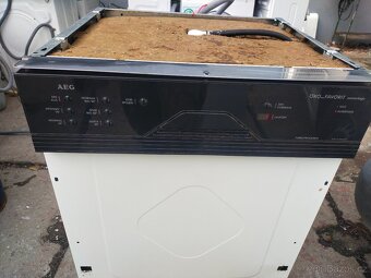 Prodám starší funkční myčku zn AEG -60 cm-- Dovezu----- - 4