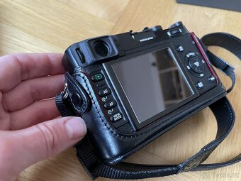 Fujifilm X100 (Limited Edition Black) - 4